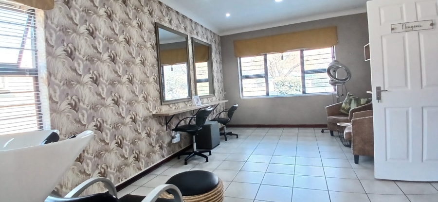 To Let commercial Property for Rent in Hospitaalheuwel Free State